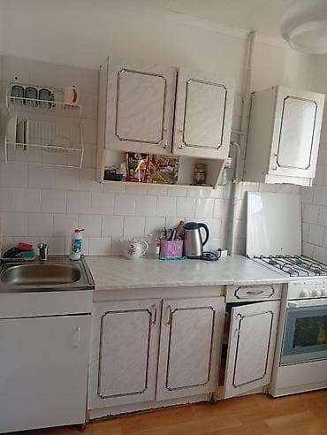 пол дома: 2 комнаты, 44 м², 104 серия, 2 этаж, Старый ремонт — 3