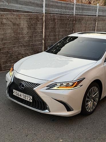 машины до 300000: Lexus ES: 2020 г., 2.5 л, Гибрид — 2