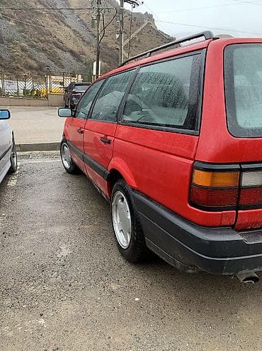 Унаа сатуу: Volkswagen Passat Variant: 1991 г., Бензин — 5