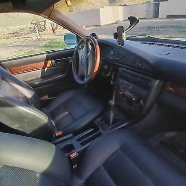 mazda demio1: Audi : 1995 г., 2.8 л, Ручные, Бензин, Седан — 7