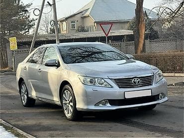 Toyota Camry: 2012 г., 2.5 л, Автомат, Бензин, Седан