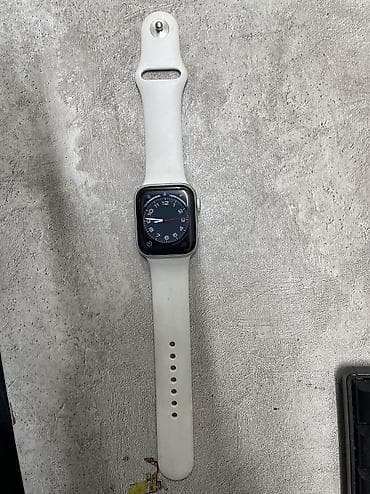 Huawei: Продаю Apple Watch 5 серии 40мм В отличном состоянии Батарея 99% В — 4