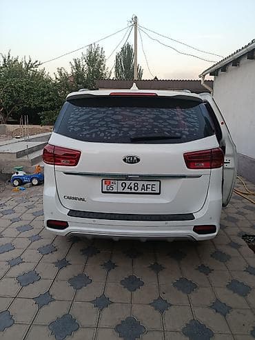 пл: Kia Carnival: 2019 г., 2.2 л, Дизель, Минивэн — 3
