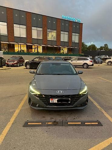 e2 byd: Hyundai Elantra: 2022 г., 1.6 л, Вариатор, Бензин, Седан — 6