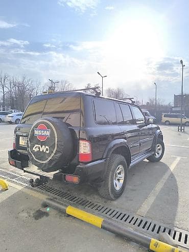 Продажа авто: Nissan Patrol: 2005 г., Внедорожник — 5
