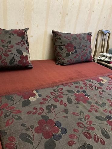 Прямой диван, Б/у