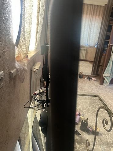 microlab solo 2: Телевизор Samsung с диагональю примерно 32" (80 см). Классический — 3