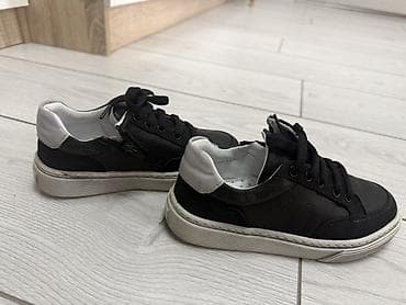 оригинал кроссы: Кеды/кроссовки повседневные, черные с контрастной белой подошвой и — 1