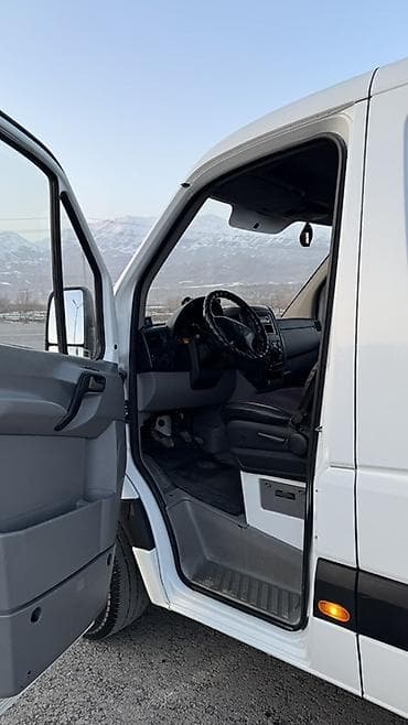 спринтер год 2006: Легкий грузовик, Mercedes-Benz — 6