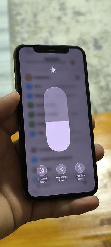 телефон айфон 1: IPhone 11 Pro, Б/у, 256 ГБ, Space Gray, Зарядное устройство, 88 % — 10