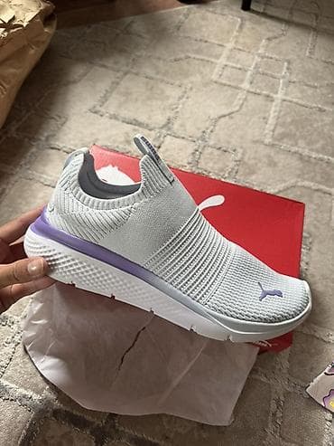 Кроссовки PUMA без шнуровки (slip-on) оригинал 39 размер заказывала