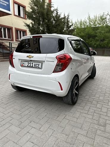 сидение: Chevrolet Spark: 2019 г., 1 л, Вариатор, Бензин, Хэтчбэк — 5
