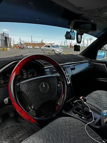 варият машина: Mercedes-Benz E-Class: 1998 г., 2.3 л, Механика, Бензин, Седан — 7