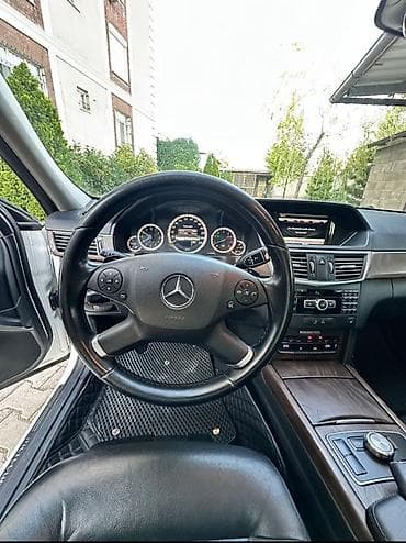 Транспорт: Mercedes-Benz E-Class: 2013 г., 3.5 л, Автомат, Бензин, Седан — 8