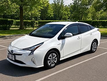 byd e5: Toyota Prius: 2018 г., 1.8 л, Автомат, Гибрид, Лифтбек — 1