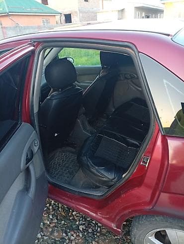 sp 4: Ford Focus: 2003 г., 2 л, Автомат, Хэтчбэк — 7