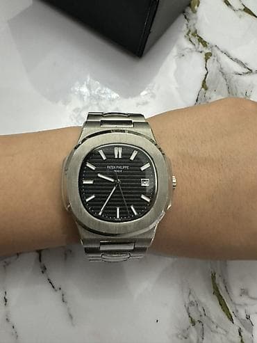 Часы наручные в стиле Patek Philippe Nautilus. - Корпус и браслет