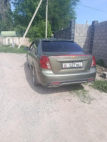 жалабат машина: Chevrolet Lacetti: 2003 г., 2 л, Автомат, Газ, Седан — 3