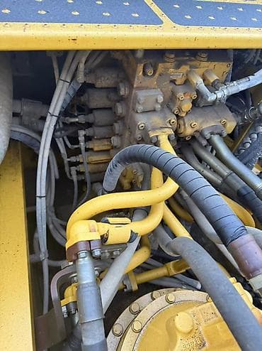 Экскаватор, Komatsu, Гусеничный