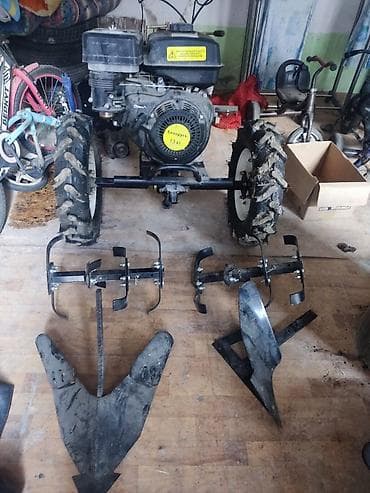 окучники: Мотоблок «Белорусь» 13 л.с. с комплектом навесного Описание: - — 1