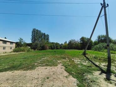 продаю дом под орозбекова бишкеке: Дом, 406 м², 15 комнат, Собственник — 10