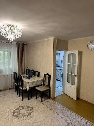 Комнаты: 50 м², С мебелью — 1
