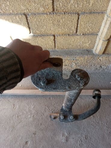 купить подкатной домкрат: Фаркоп Для легковых авто Toyota — 3