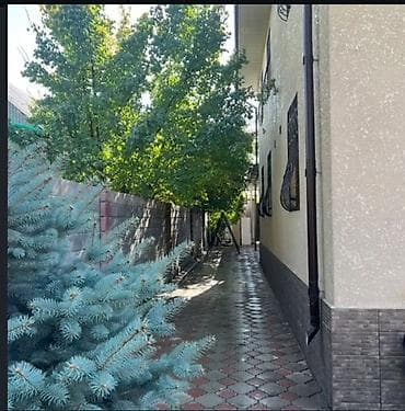 продаю гараж бишкек: СРОЧНО ПРОДАЕТСЯ ДОМ! -2 этажа -есть очок кана -топка,времянка -огород — 9