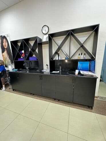 шкаф для косметики: Продаётся шкаф.Можно как кухонный шкаф,можно как Колор бар для — 2