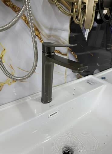 краник: Смеситель для раковины, высокий, однорычажный. - Современный — 1