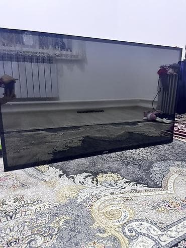 телевизор блеск: Телевизор LED с большим экраном (ориентировочно 55–65"). Тонкие рамки — 2