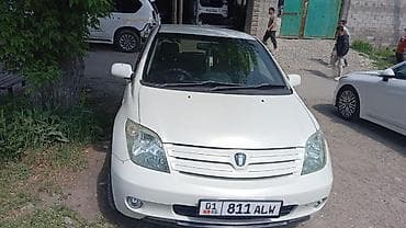 Toyota Ist: 2003 г., 1.3 л, Автомат, Бензин, Хэтчбэк — 2