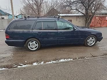 r16 305: Mercedes-Benz E-Class: 2002 г., 2.2 л, Автомат, Дизель, Универсал — 4