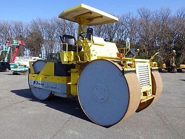 ринго хак: Срочно!!! Продается Асфальтовый каток Sakai R2, чистый Японец!!! — 2