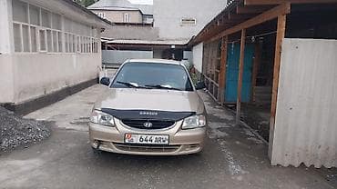 Hyundai Accent: 2004 г., 1.5 л, Механика, Бензин, Седан