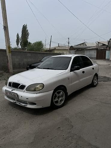 Daewoo Lanos: 1997 г., Бензин, Седан
