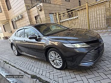 Продажа авто: Toyota Camry: 2018 г., 2.5 л, Автомат, Гибрид, Седан — 2