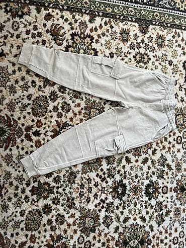 Шубы: Светло-серые джоггеры-карго. - Материал: плотный трикотаж/футер с — 1