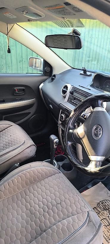 Toyota: Toyota Ist: 2003 г., 1.5 л, Автомат, Бензин, Хэтчбэк — 7