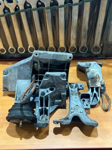 BMW кронштейны двигателя
M60 E34 
M50-52 E30-34-36