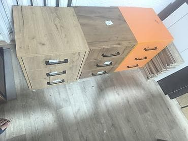 пластмассовые тумбочки: 4500 Продаю новые тумбочки высота 55см ширина 40 глубина 40 4500 — 5