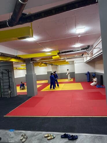 дом для отдыха: Объявление от собственника Продаю коммерческое помещение Место: 7 — 11