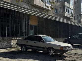 купить машину недорого автомат: Audi 100: 1987 г., 2.2 л, Механика, Бензин — 14