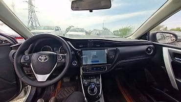 Toyota Corolla: 2019 г., 1.8 л, Робот, Гибрид, Седан — 5