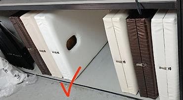 small table: Складной массажный стол с вырезом для лица. Ширина 70 см Длина 1,90 — 1