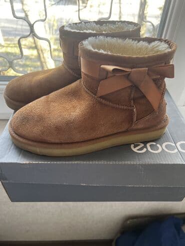 фирменная обувь из италии: Б/у - Угги короткие из замши, карамельный цвет, на толстой резиновой — 1