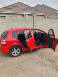 срочно продаю в связи с переездом: Honda Civic: 2003 г., 1.7 л, Вариатор, Бензин, Хэтчбэк — 3