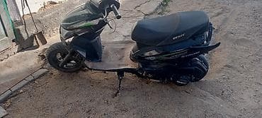 воденой скутер: Скутер м12 в корпусе м8 - Городской скутер с ярким угловатым дизайном — 6