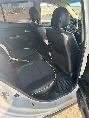 лампы освещения: Kia Morning: 2010 г., 1 л, Автомат, Хэтчбэк — 2