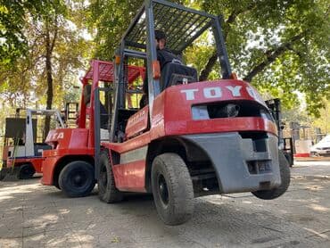 spoiler: Погрузчик, 2011 г., Колесный, Вилочный — 10